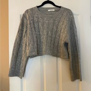 Elegant Gray Cable Knit Sweater